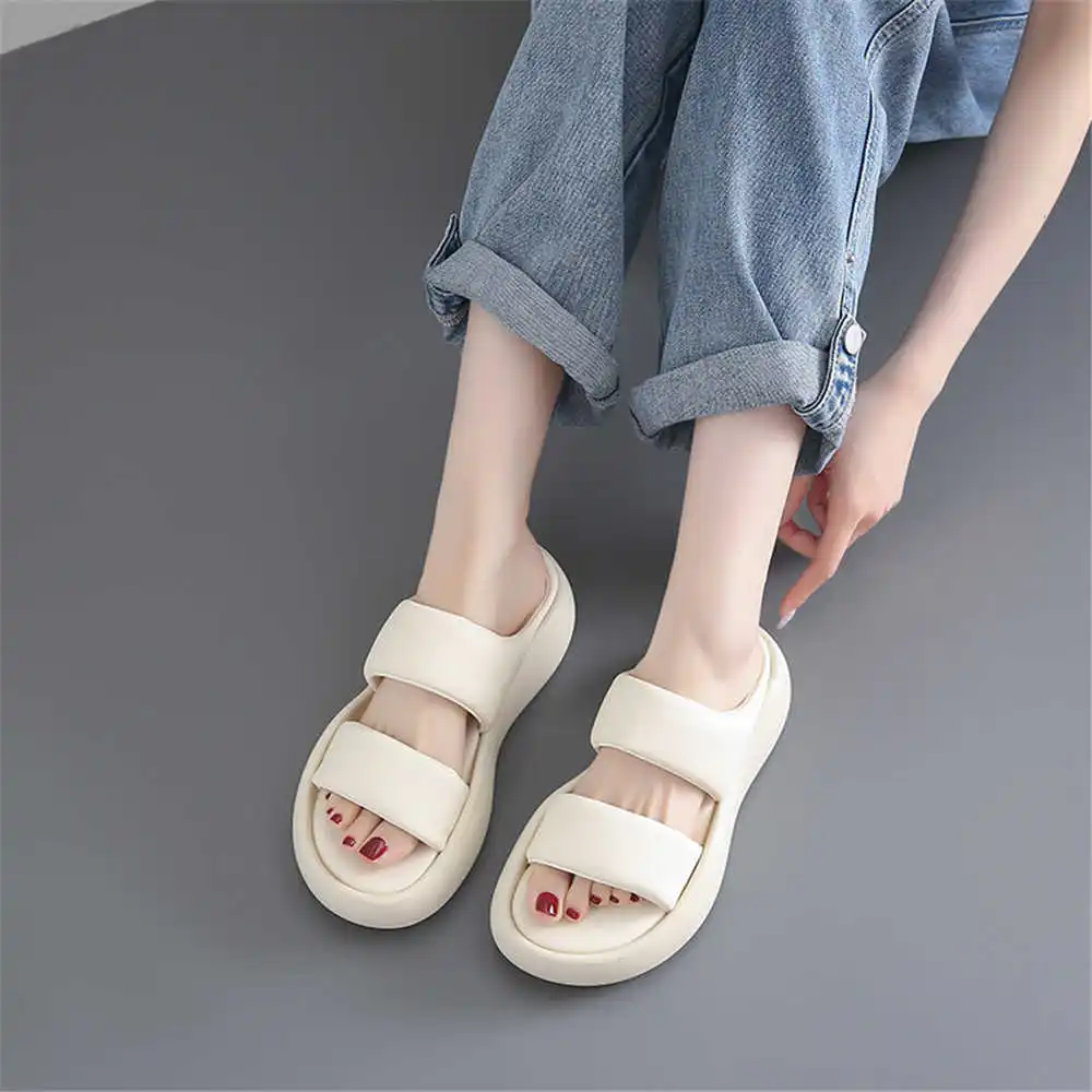 Size 39 Strips Summer Shoes Sa - Different Aquatic Sports incelemesi ve fiyatı